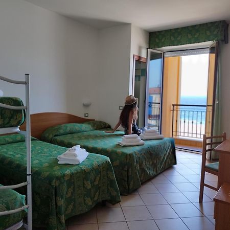 Hotel Belvedere Misano Adriatico Εξωτερικό φωτογραφία