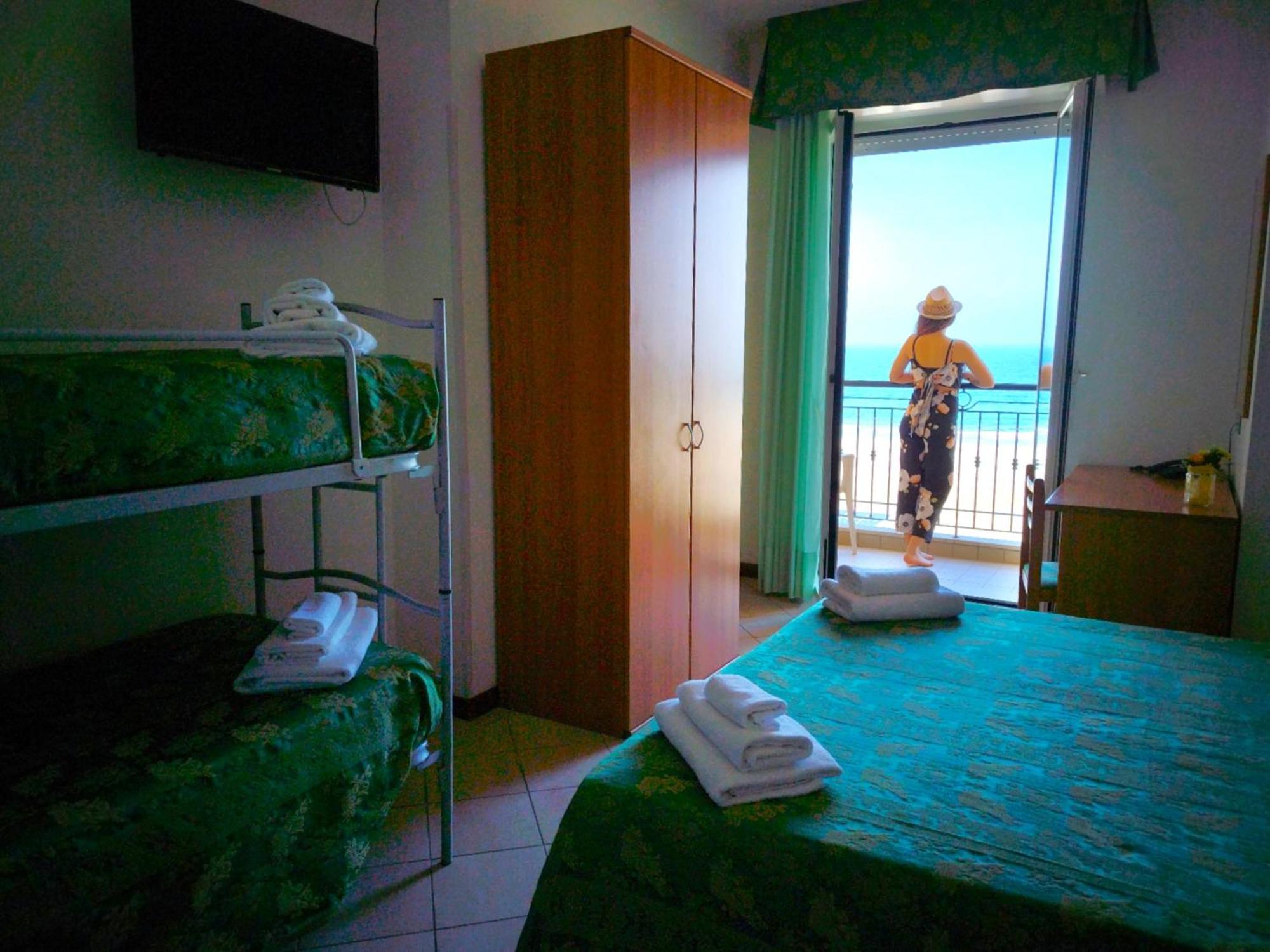 Hotel Belvedere Misano Adriatico Εξωτερικό φωτογραφία