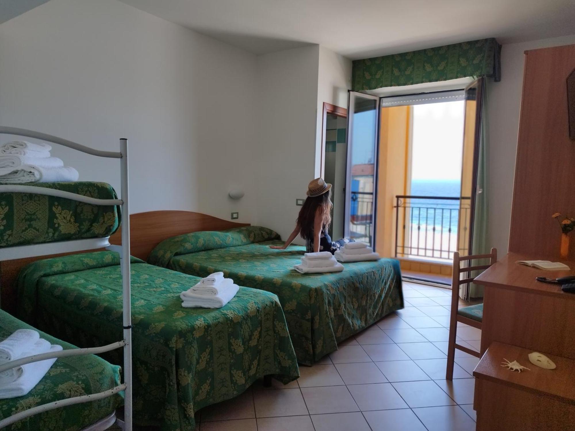 Hotel Belvedere Misano Adriatico Εξωτερικό φωτογραφία